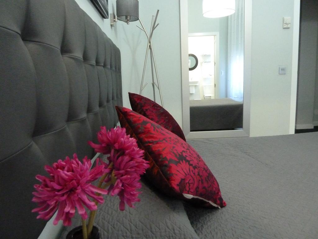 Hostal Lauria Madrid Bagian luar foto